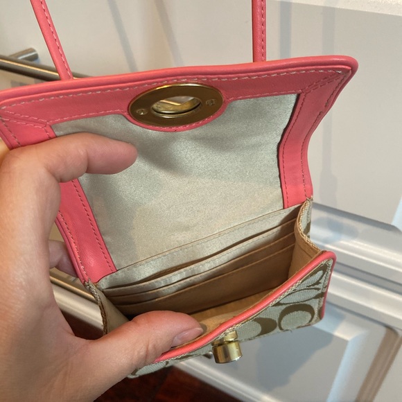 Coach mini crossbody purse - authentic - Picture 3 of 4